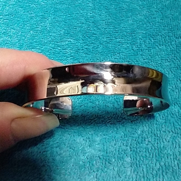 Silvertone Cuff Bracelet Mirror Finish Concave Adjustable Vintage - Picture 5 of 5